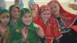 دختران هزاره از قوم پارسی زبان افغانستان